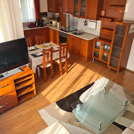Spacious 2 Bedroom * Sofia